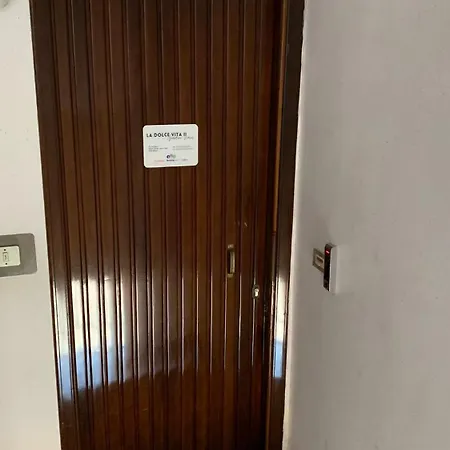 Lägenhet La Dolce Ii Giardini Naxos